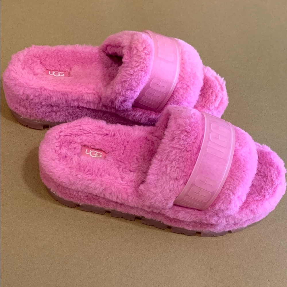 UGG Vibrant Pink Fluffy Slides - Picture 3 of 4